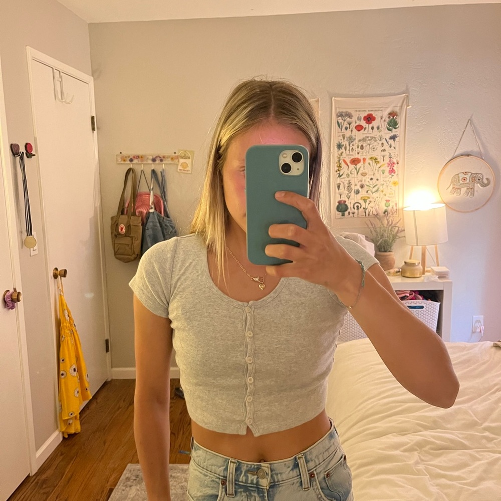 Brandy Melville zelly top